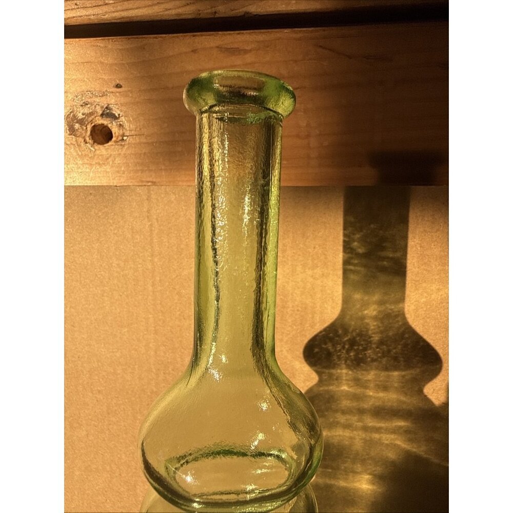 Green Beehive Ribbed Glass Bottle Vase 12” Tall – Mid Century Decorative Retro - Picture 2 of 9